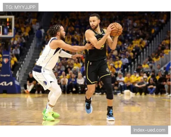 西部对东部取得12胜6负 跨区对决延续历史优势格局